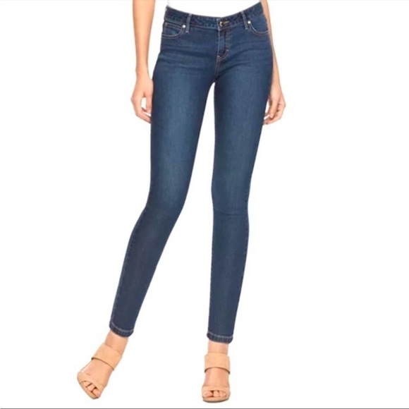 Jennifer Lopez Skinny Denim Jeans - Picture 1 of 10